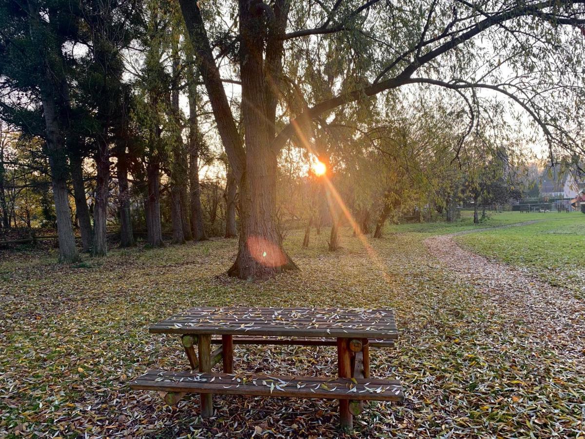 Zenithouse Villa Eterville Dış mekan fotoğraf